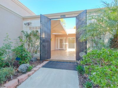 923 Avenida Majorca APT C, Laguna Woods, CA, 92637