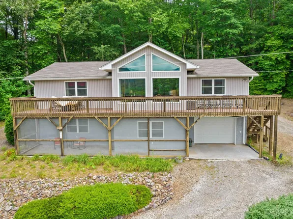 139 Fire House Rd, Otto, NC 28763