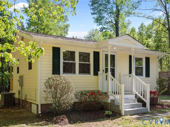 67 Deer Dr, Gum Spring, VA 23065