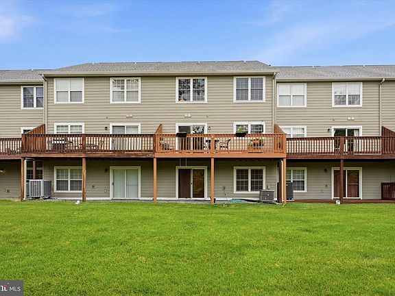 2nd image of 103 Princeton Cir