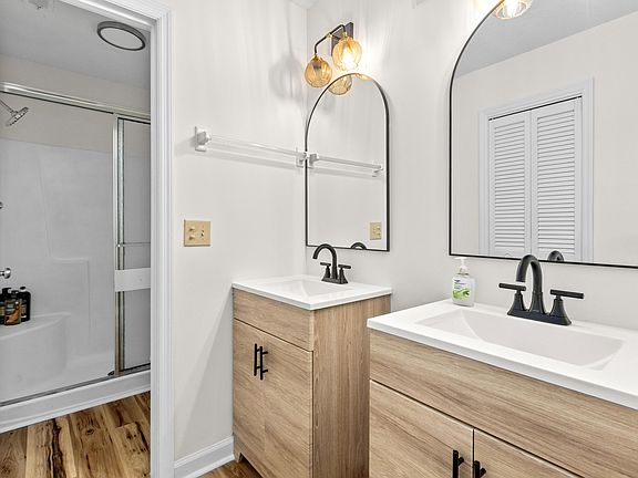 3rd image of 8113 Waltham Rd