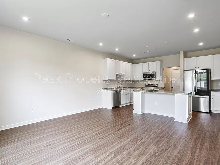 14445 Hancock Towns Dr — Photo 11