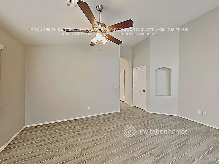 16097 W Kendall St — Photo 4