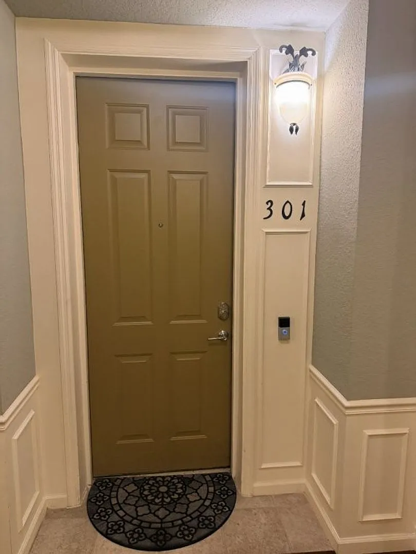 Building Photo - 3368 Robert Trent Jones Dr #301