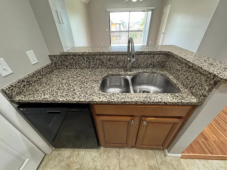 390 Lake Placid Ct #303 — Photo 24