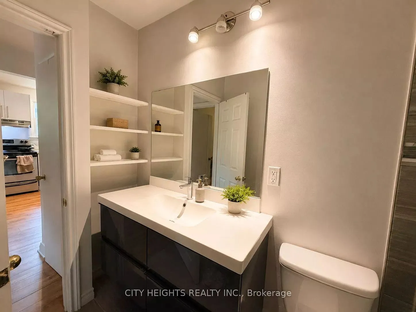 2 bed, $1,900 — Photo 3