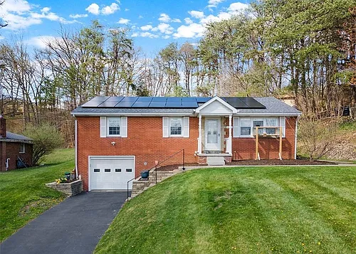 185 Ridgeview Dr Photo 1