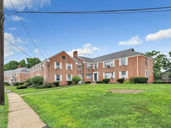 118 Seaton Road APT 1, Stamford, CT 06902
