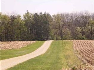 2731 Grandview Rd, Milledgeville, IL 61051