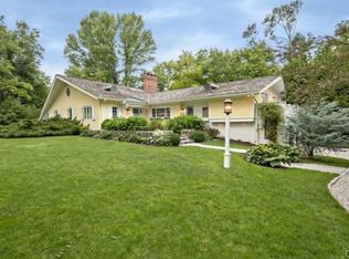 24 Lewis Dr, Ridgefield, CT 06877