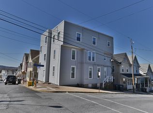 363 Locust St #2E, Harrisburg, PA 17113