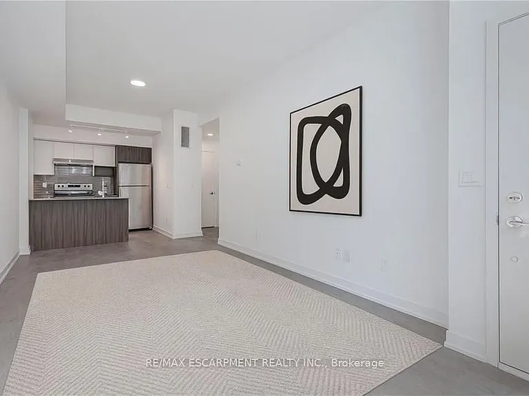 1135 Cooke Blvd #105 — Photo 4