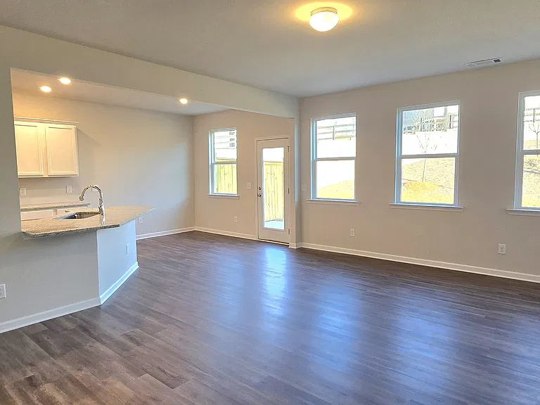 41 Sepia Oak Dr — Photo 5