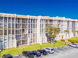 801 Three Islands Blvd APT 111, Hallandale Beach, FL 33009