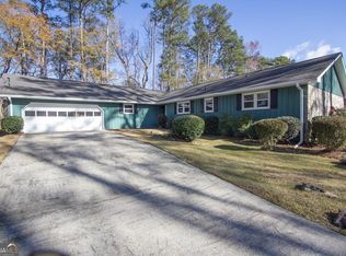 225 Devilla Ct S, Atlanta, GA 30349