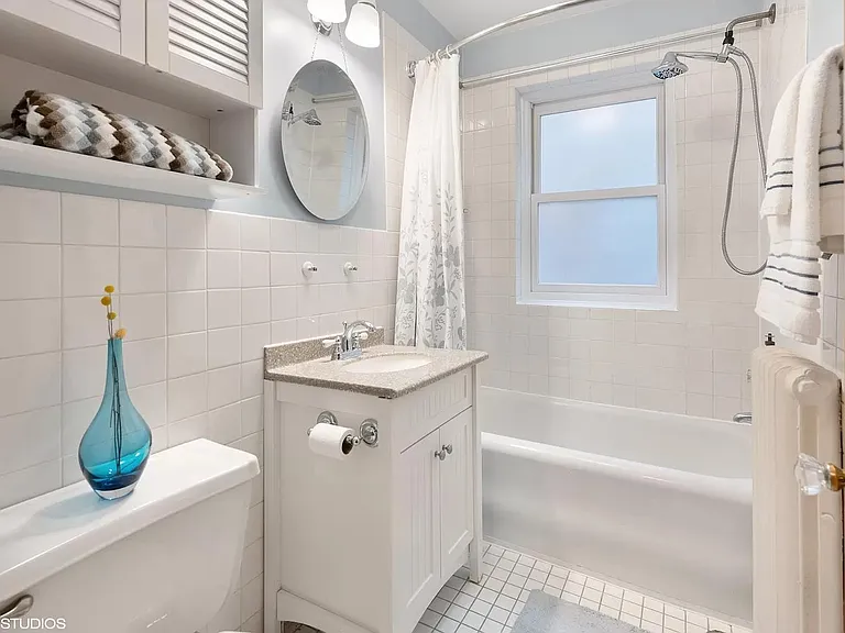 540 W Brompton Ave #2S — Photo 10
