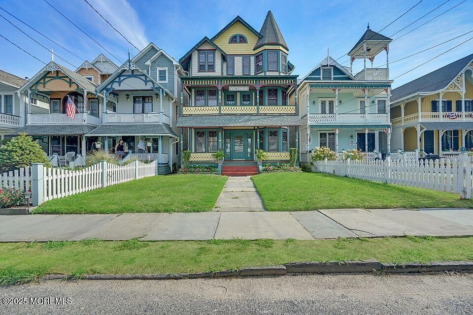 2nd image of 7 Embury Ave