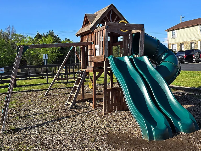 Westgate Apartment Homes — Photo 16