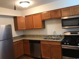 509 Greenbriar Dr APT 2, Normal, IL 61761