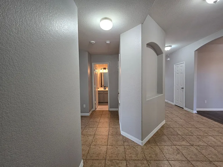 2609 Red Fern Dr — Photo 14