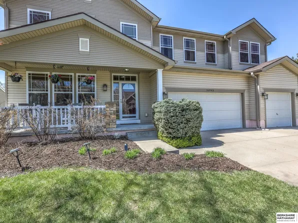 16043 Cary St, Omaha, NE 68136