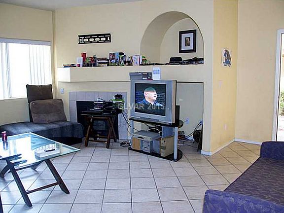 2nd image of 900 Heavenly Hills Ct Unit 107