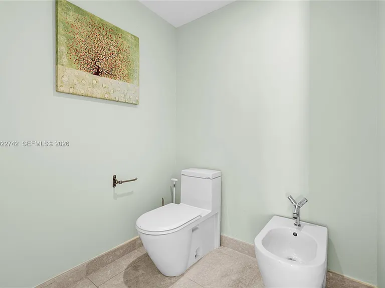 400 Alton Rd #907 — Photo 18
