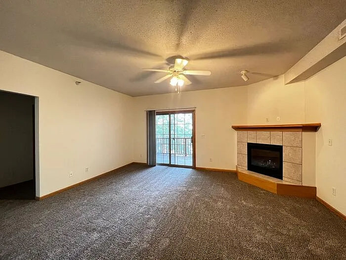 2890 Coral Ct #202 — Photo 3