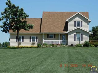 6818 SW Lewelling Rd, Topeka, KS 66619