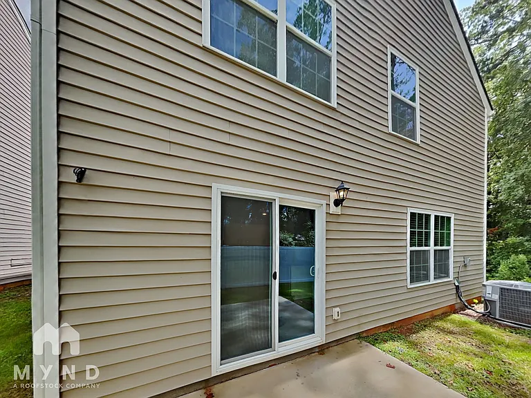 1052 Jaxson Terry Ln — Photo 15
