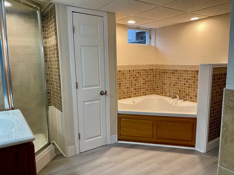 9019 Brandywyne Dr — Photo 14