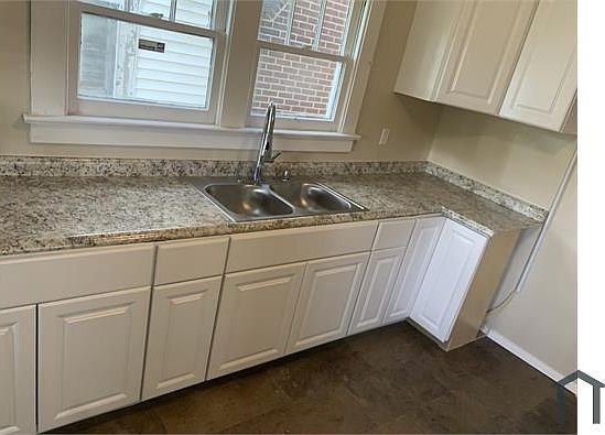 3rd image of 1145 Platt Cir