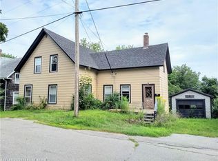 21 Rockyhill Ave, Rockland, ME 04841