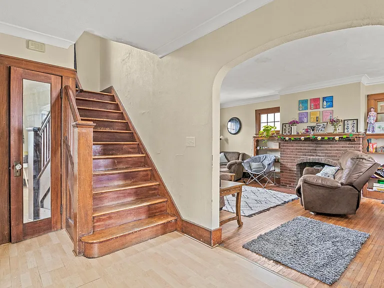 2 Scottsville Rd — Photo 2