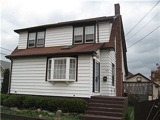 2nd image of 123 Roselawn Ave