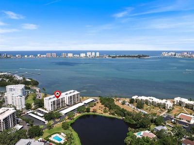 100 Oakmont Ln APT 305, Belleair, FL, 33756