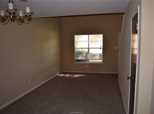 1100 Spring Loop APT A, College Station, TX 77840