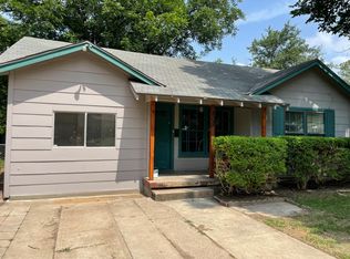 809 Web St, Arlington, TX 76011