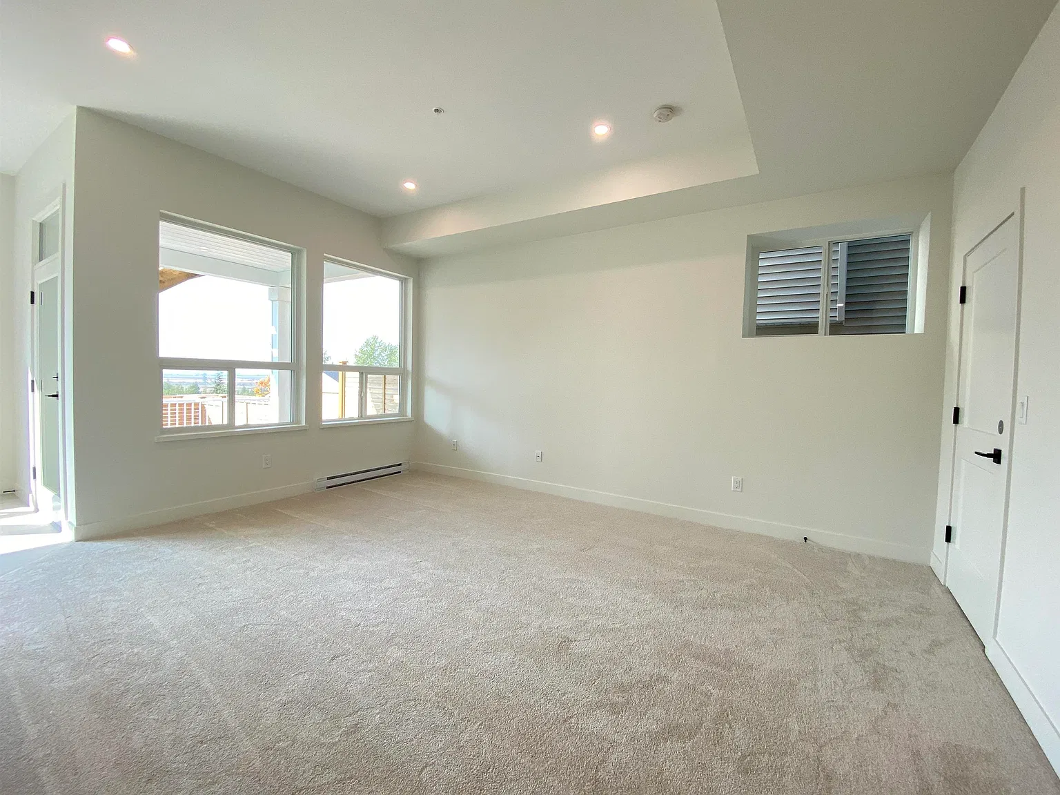 1 bed, 768 sqft, $1,600 — Photo 2