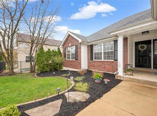 519 Ironwood Dr, O'Fallon, MO 63368