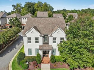 7440 Winthrop Rd, Alpharetta, GA 30005