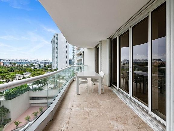 3rd image of 7000 Island Blvd APT 803