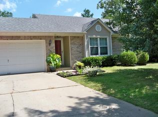 840 Ridgebrook Rd, Lexington, KY 40509