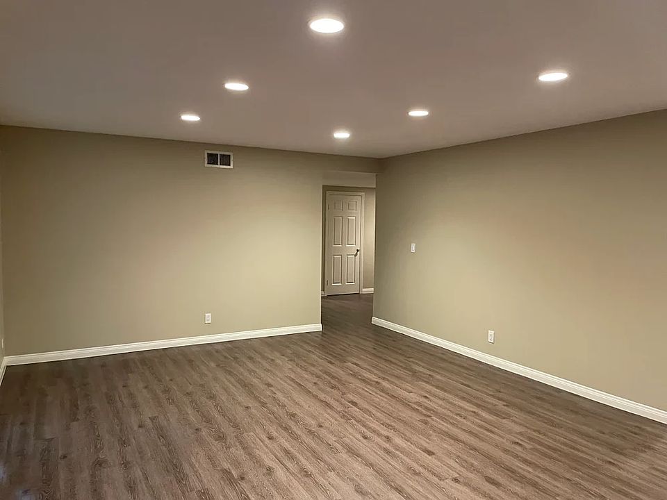 1st image of 3822 Jewell Ave