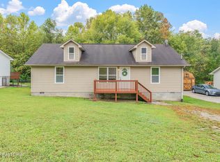 200 Sandy Hill Rd, La Follette, TN 37766