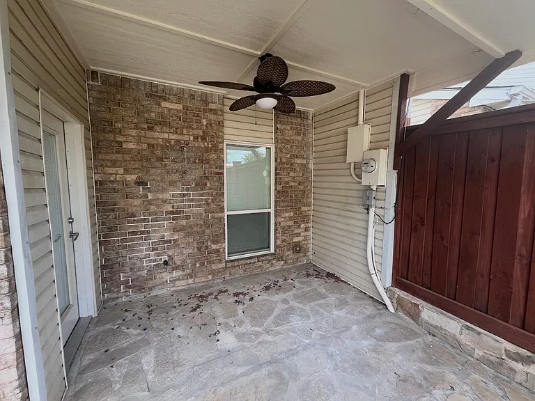 524 Josephine St — Photo 4