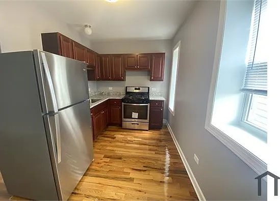 216 S Lavergne Ave — Photo 3