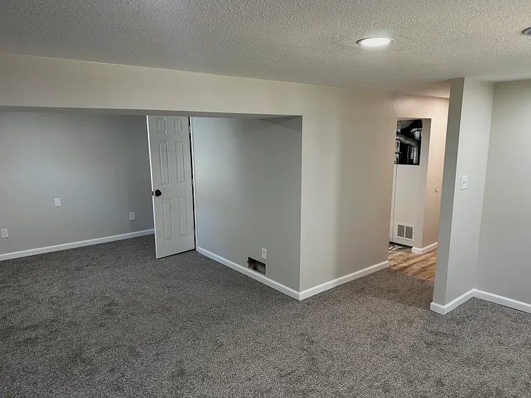 309 SW Shamrock Pl — Photo 12