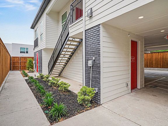 4th image of 2217 N Fitzhugh Ave #204