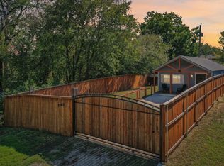 7167 Floral St, Azle, TX 76020